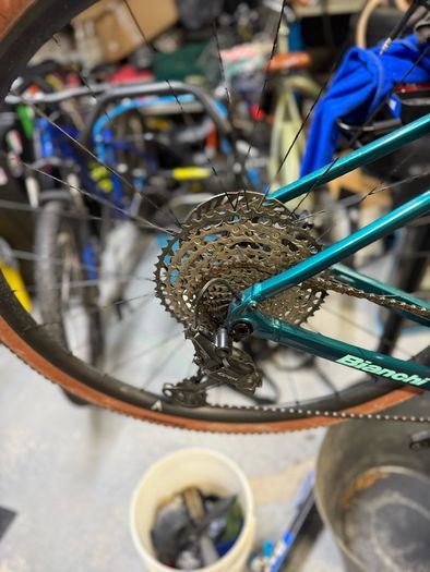 GRX 1X12 Gravel group set. Inc wheels.