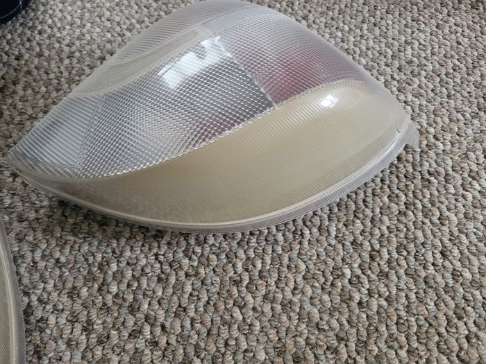 Ford Fiesta Mk4/Mk5 clear rear lights