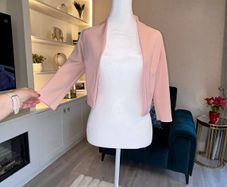 Ladies Peach Bolero Jacket from Quiz. Size UK 8 / EU 36