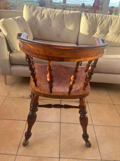 Smokers Bow Chair ( Captains chair)