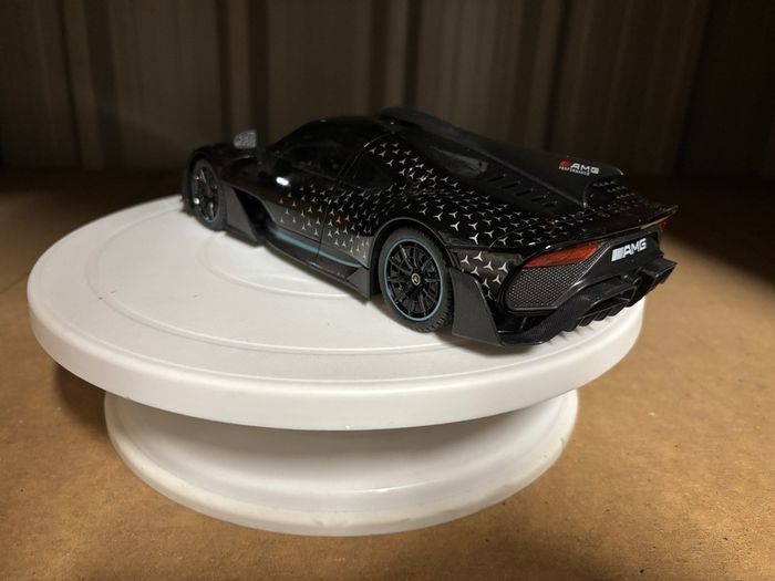 Mercedes AMG ONE diecast 1:18
