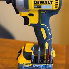 Dewalt DCF787 Impact Driver Bit Holder Handle Attachment