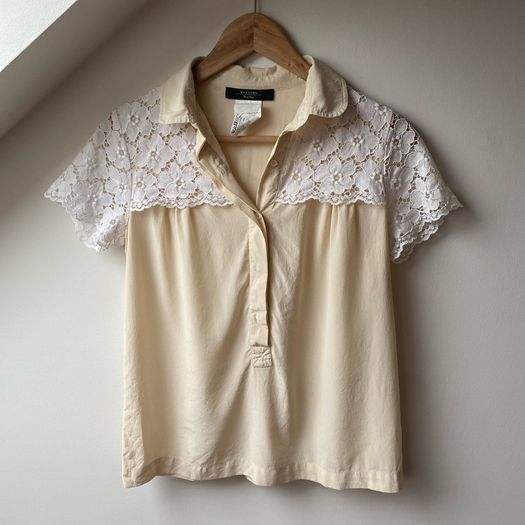 Weekend Max Mara Silk Cream Blouse with Floral Lace Trim Size S