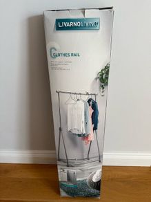 clothes rail