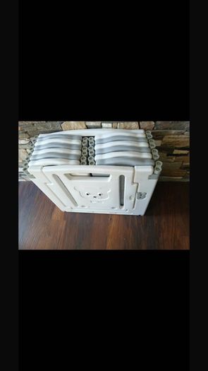 Play pen