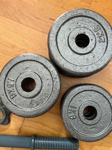 2 x 10kg cast iron dumbbell set