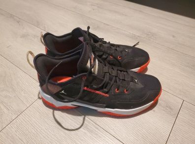 Men's trainers