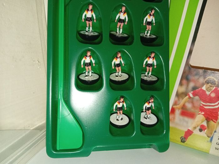 Rare Vintage Waddingtons 1990s Subbuteo Germany world champions 1990 Series 63000 No 768 See All Pictures
