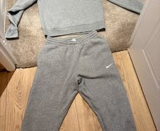 nike tracksuit