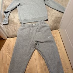 nike tracksuit