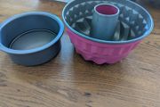 2x small baking tins