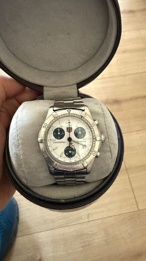 Tag Heuer Professional Chronograph