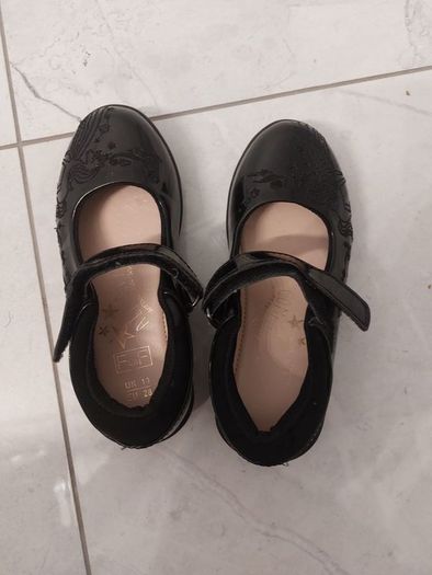 Girls Shoes