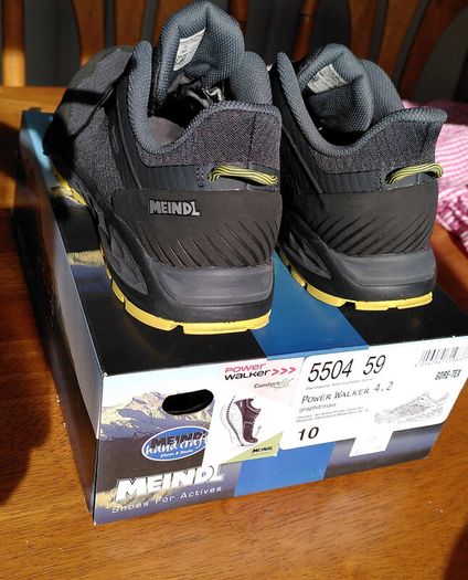 Meindl Power Walker 4.2 size 10 hiking shoes