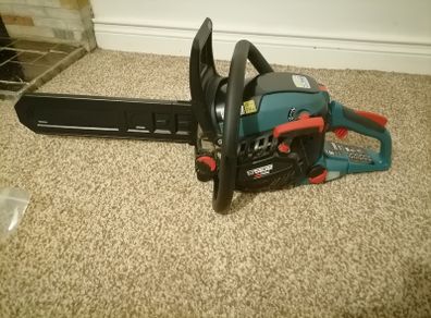 Chainsaw perfect condition