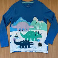 M&S dinosaur t-shirt 6-7y
