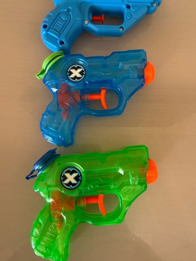 Water gun bundle