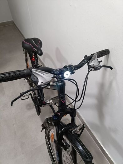 Ladies bike Size s/17Inch in great as new condition