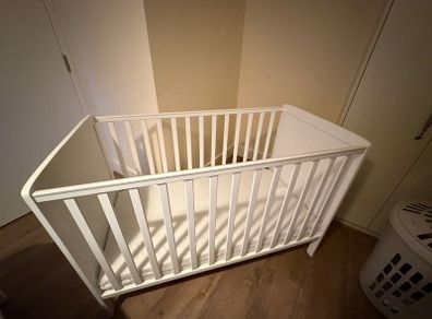 house cot