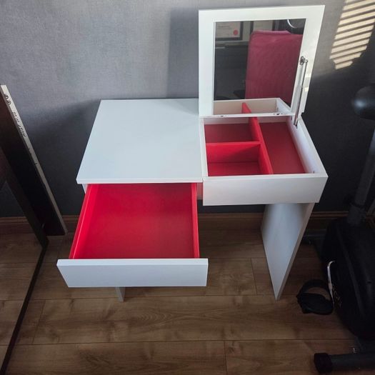 White Dressing Table