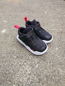 Infant boys Jordan trainers