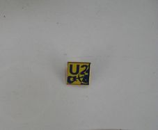 U2 Vintage Badge