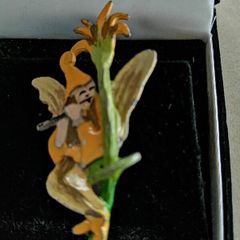Vintage enamelled handmade brooch