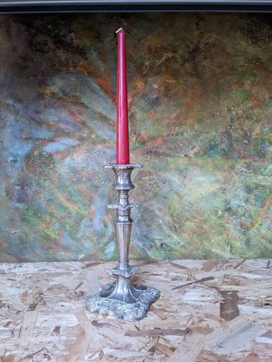 Candle holder