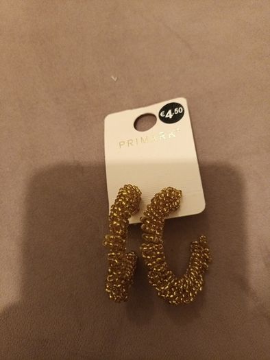 Glitzy gold earrings