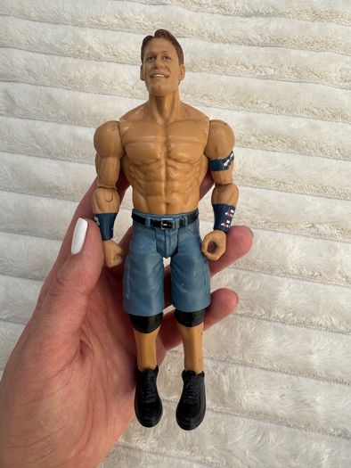 John Cena WWE Series 105 Head is too loose 2017 Damaged Please see photos