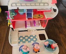 Peppa Pig Deluxe Family Motorhome - 100% Complete Set!