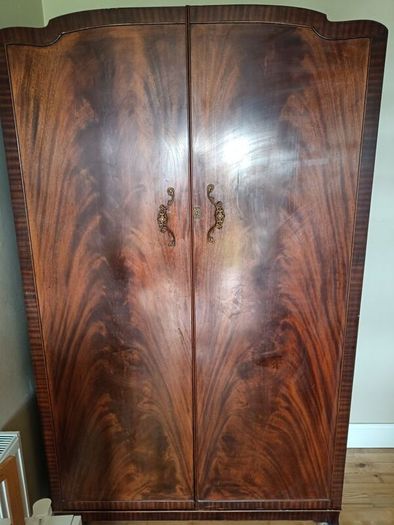 Wardrobes 100 euro EACH