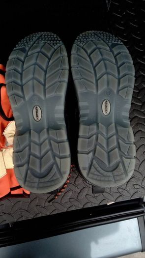 Portwest safety boots