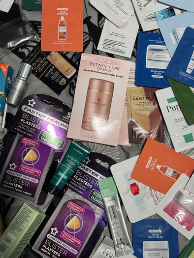 Bargain travel makeup, skin and haircare and more  bundle new