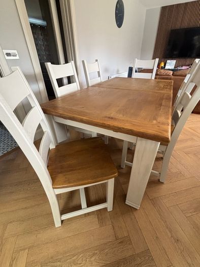 Solid Oak Extendable Cream Dining Table & 6 Chairs