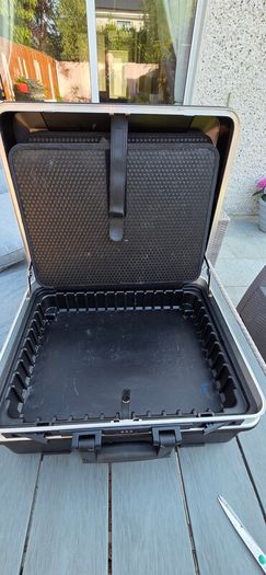 tool case B+W international