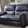 2 leather couches Image 2
