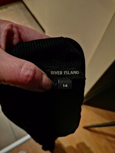 beautiful new river island dress