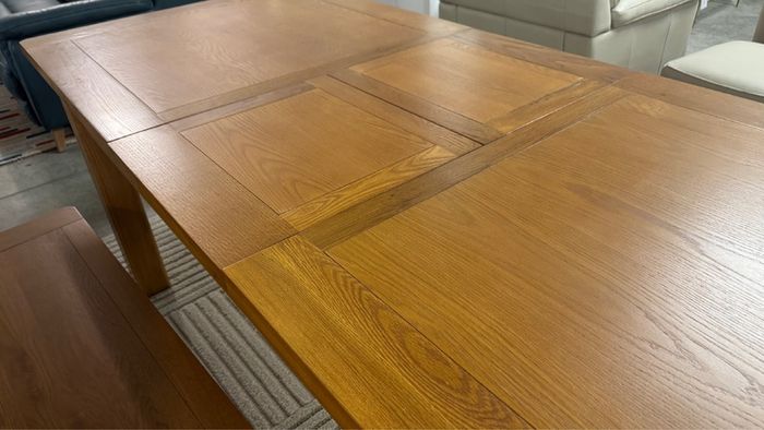 Farmhouse Oak Dining Table Extendable Ex Display Excellent