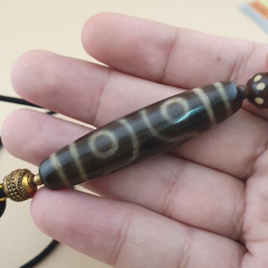 Vintage 3 Eyes Himalayan Tibetan Agate Dzi Bead Amulet Pendant Necklace