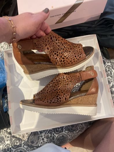 Tamaris wedge sandals