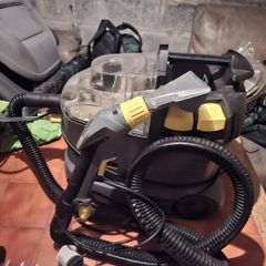 Carpet and upholstery cleaner Karcher puzzi 8/1