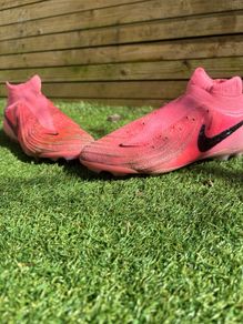 Nike phantom luna 2 elite size uk5