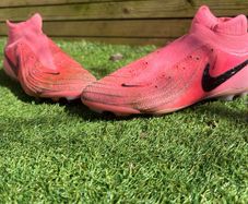 Nike phantom luna 2 elite size uk5