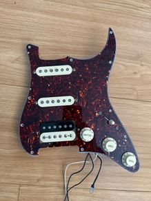 Fender HSS prewired pickguard