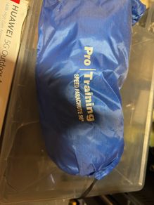 Running parachute