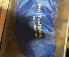Running parachute