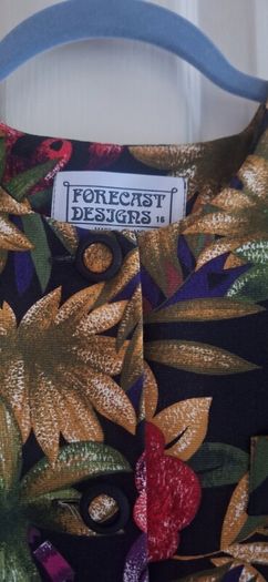 Womens Vintage Botanical Print Tailored Jacket.