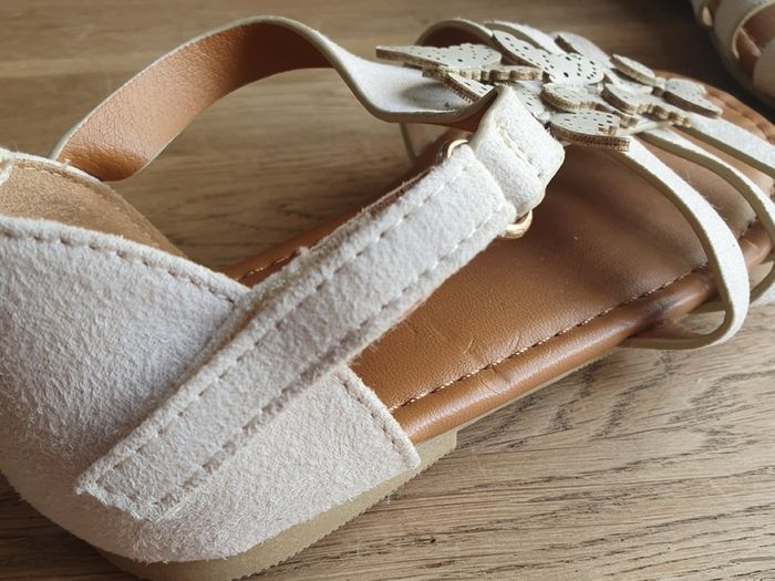 New Beautiful H&M Suede & Leather Butterfly Sandals UK 10