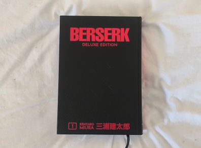 Berserk Deluxe Edition Vol. 1 Manga